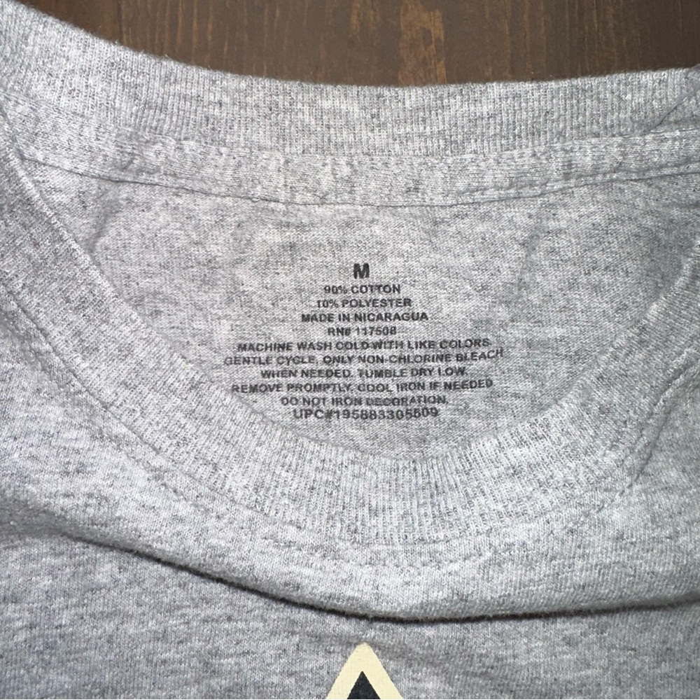 Explore t-shirt - Picture 4 of 5